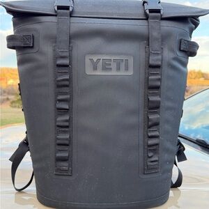 YETI M20 Backpack Cooler